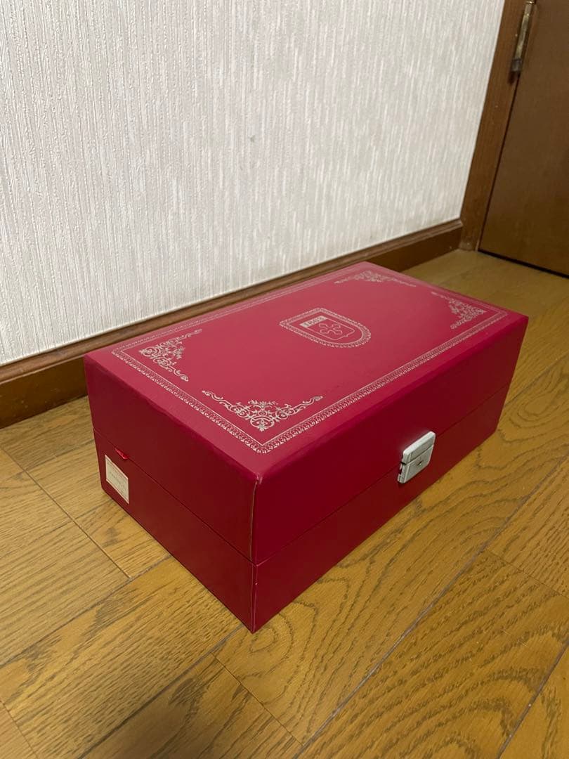 【未開栓】CAMUS(カミュ ブランデー シルバートップ バカラボトル)