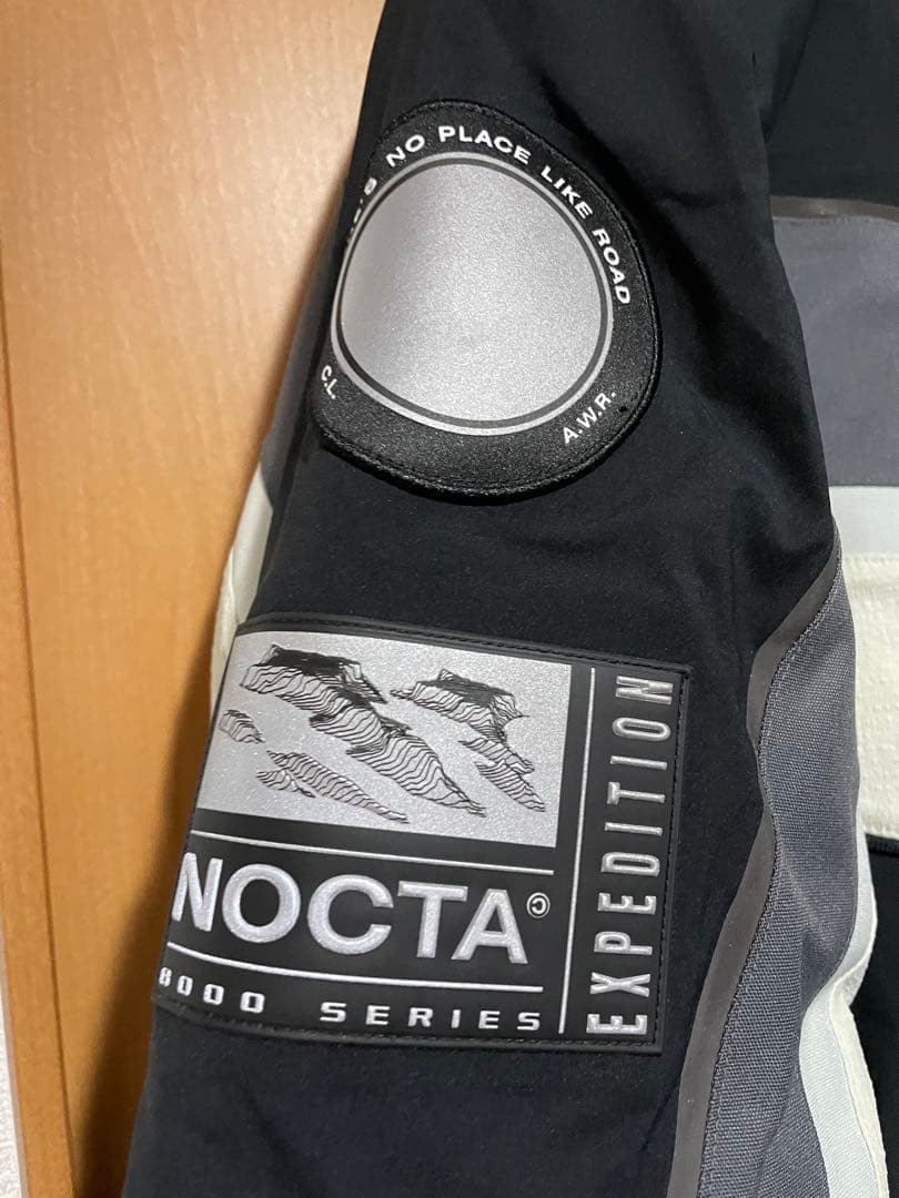 Nike NOCTA ダウンジャケット 黒/白