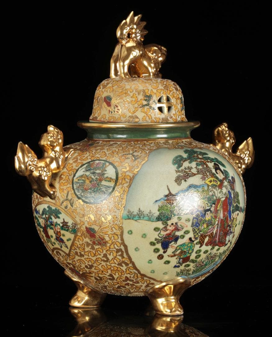 薩摩焼 金襴手色絵金彩 着物美人唐子風景窓絵付 獅子耳大香炉 高さ44cm