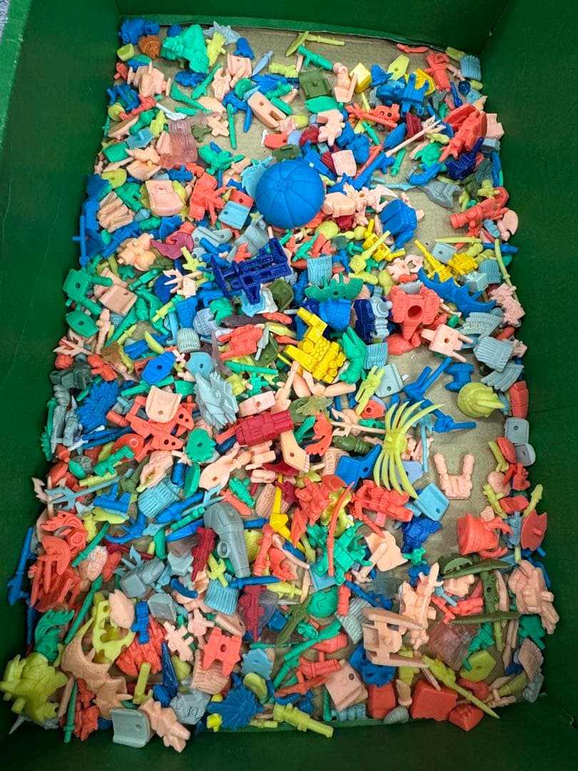 ガン消し 約1000個　大量まとめ売り　パーツ　アーマー