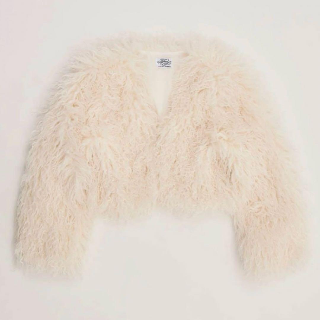 ジャケット・アウター Treat Urself Fluffy fur jacket