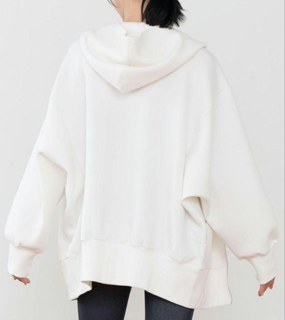 LAVA SUKALA ダブルエアーzipフーディーパーカー 着用感 LL