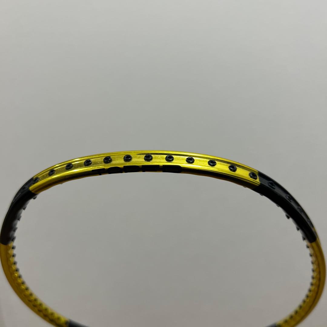 ブラックナイトTAPER 40 バドミントンラケット