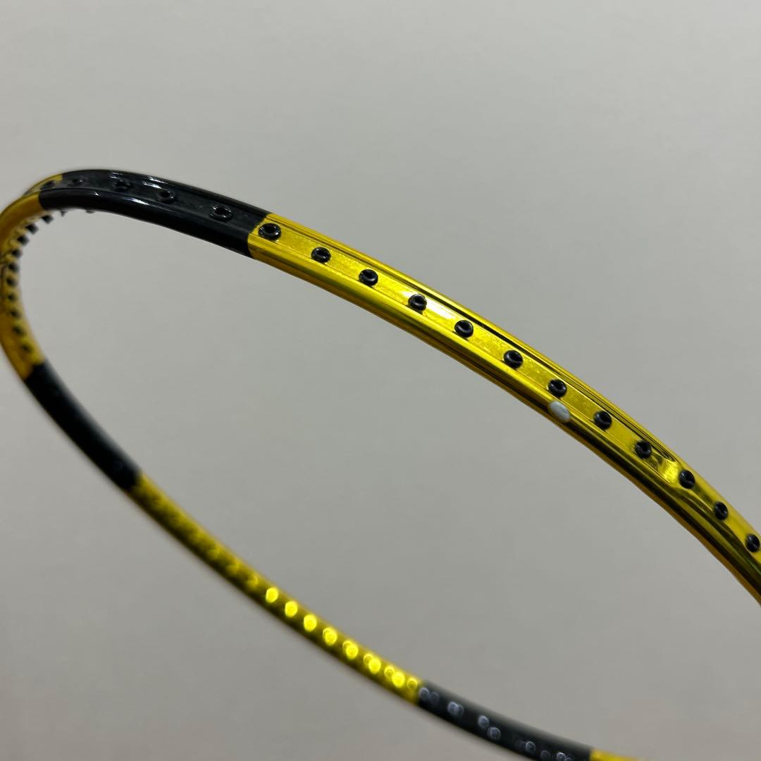 ブラックナイトTAPER 40 バドミントンラケット