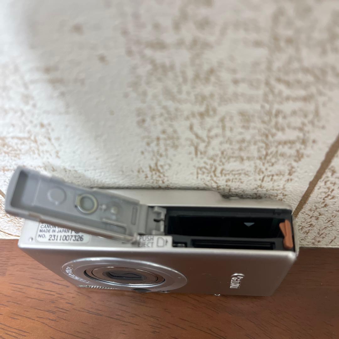 Canon IXY digital70 シルバー