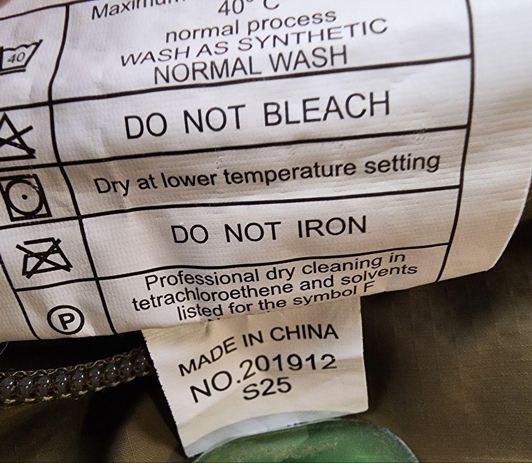 すけ　イギリス軍　PCS サーマルジャケット　M