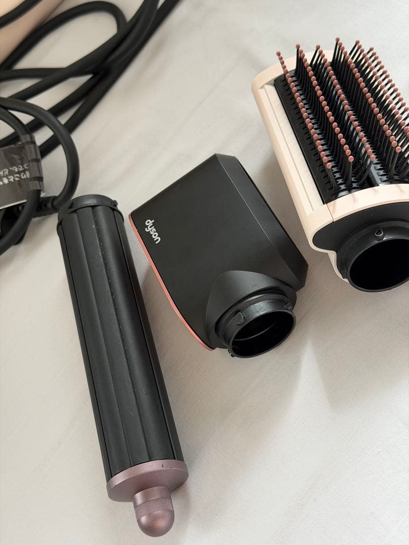 【Dyson】伊勢丹新宿 Airwrap™ マルチスタイラー＆ドライヤー