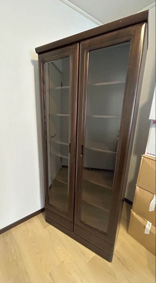 【関家具】ガラス扉本棚