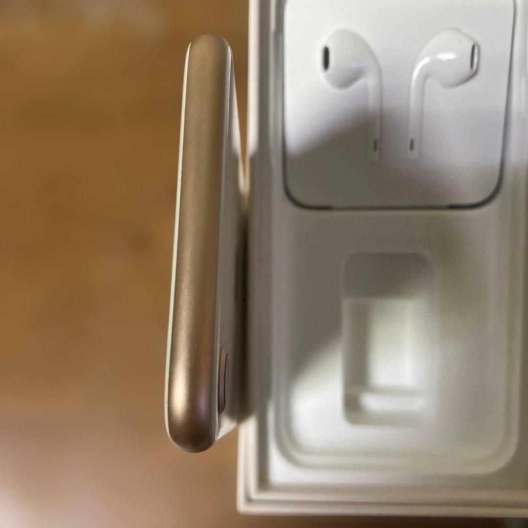 iPhone8 64GB ゴールド