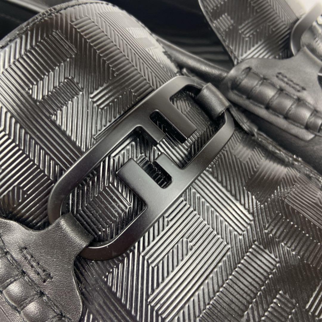 31900円から20000円へ大幅値下げ済み！早い者勝ち！FENDI