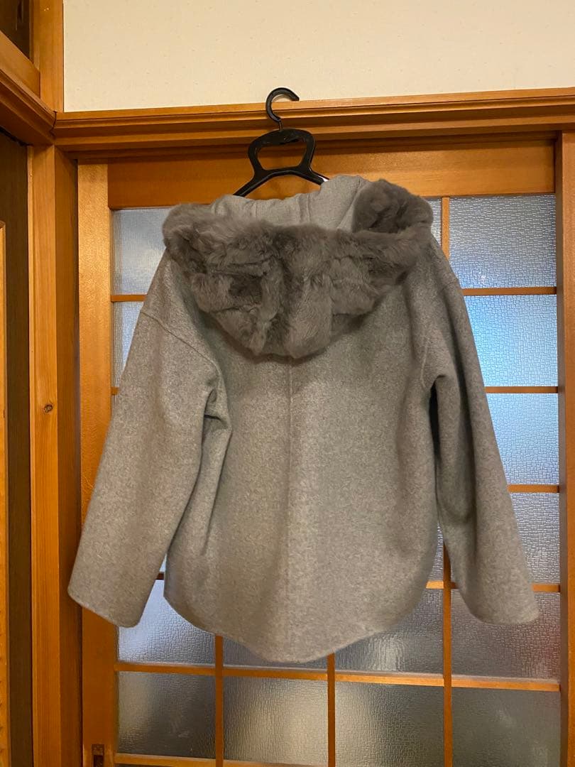 お専用です新品未使用ローハンマー冬グレーファー付きフード取り外し可能なジャケット