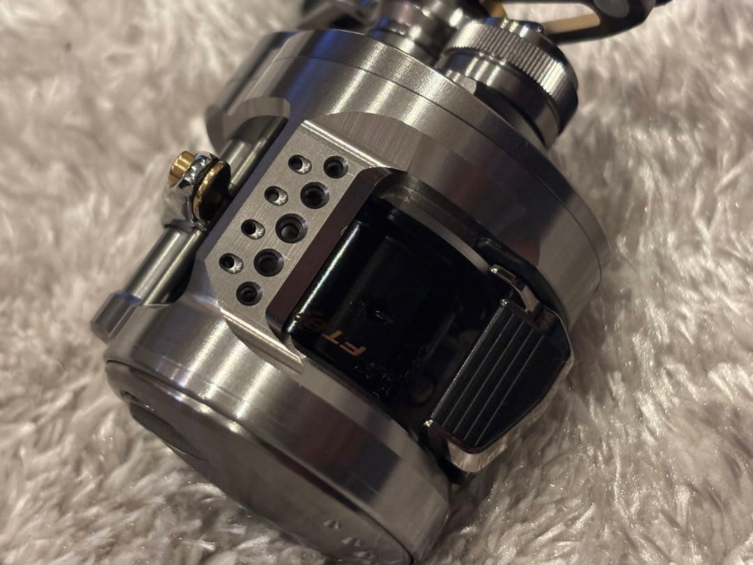 未使用23 カルカッタコンクエストBFS HG シマノ CONQUEST 右巻き