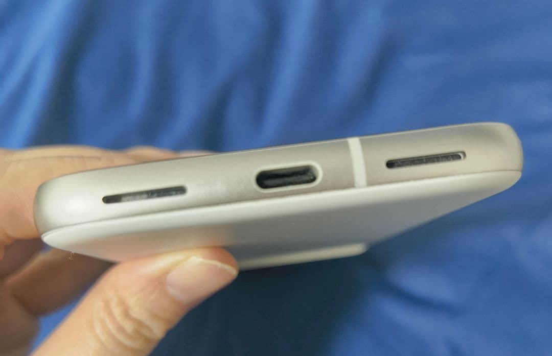 Google Pixel 8a Porcelain ホワイト 本体　SIMフリー