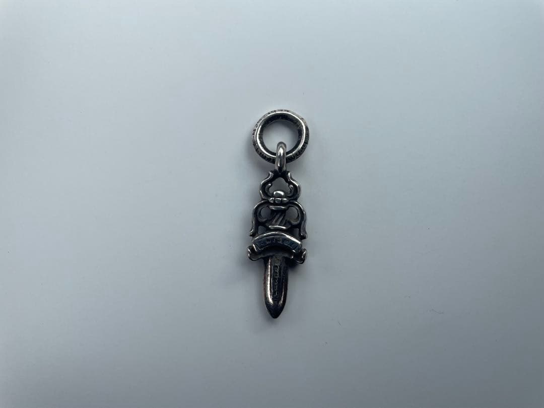 クロムハーツ ダガーチャーム