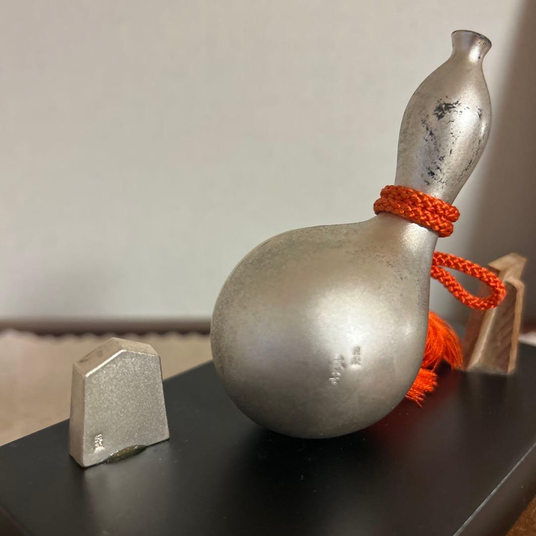 篠原　銀製 花柄彫刻 置物 高さ約10cm