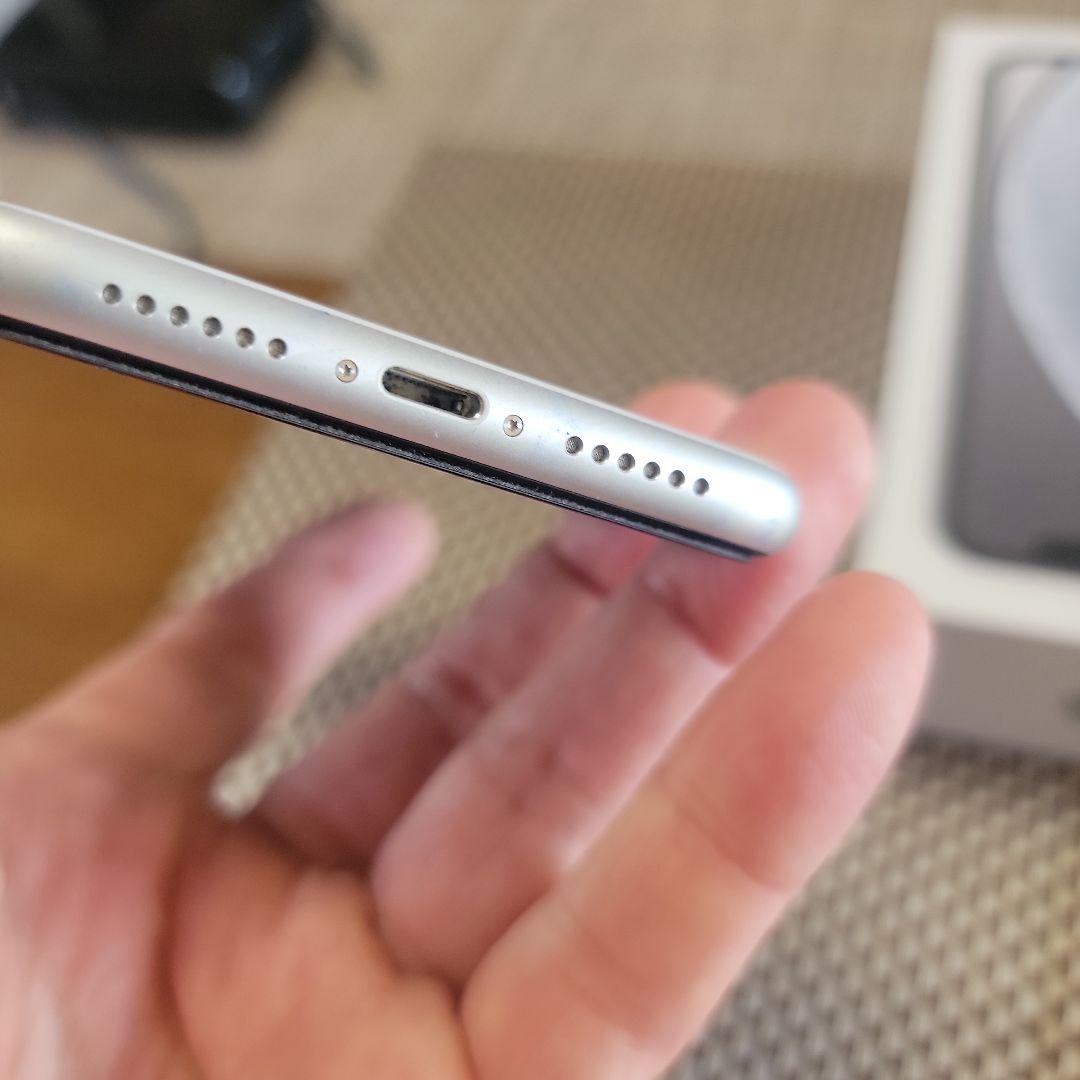 Apple iPhone XR 64G ホワイト 本体　美品