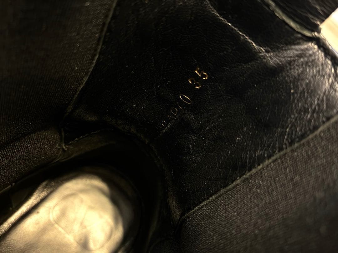 Valentino ユニークフォーム カーフスキン アンクルブーツ 35