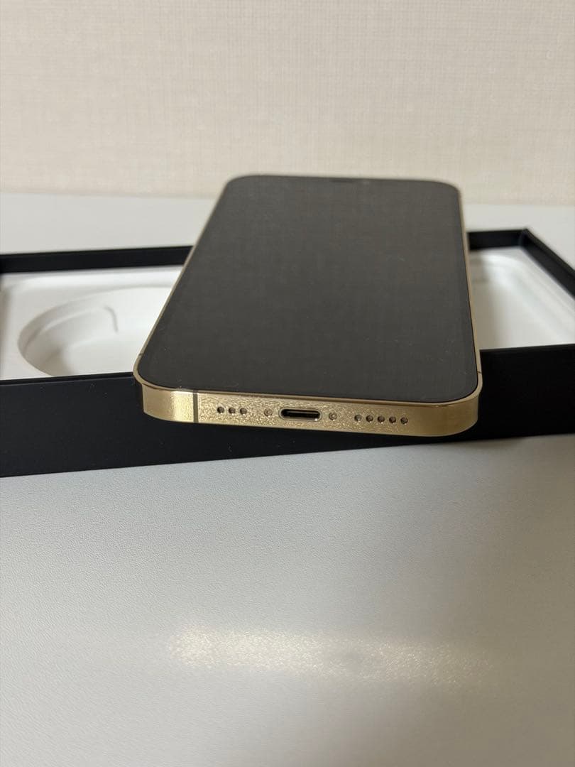 【美品】Apple iPhone 12 Pro ゴールド本体 256GB