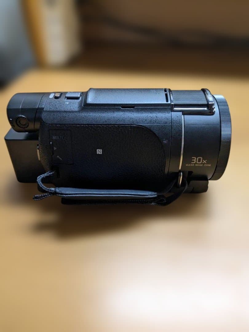 ビデオカメラ　FDR-AX60