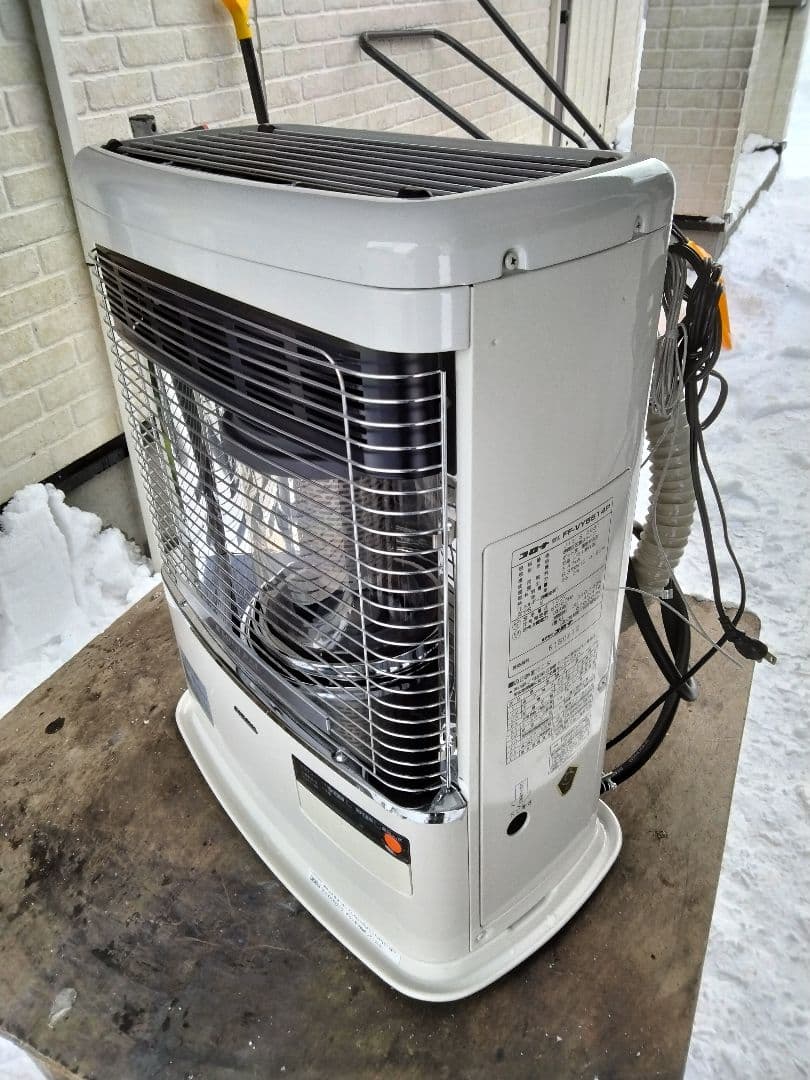 コロナFF石油ストーブミニパル！品番「FF‐VY5514P」2014年式中古品