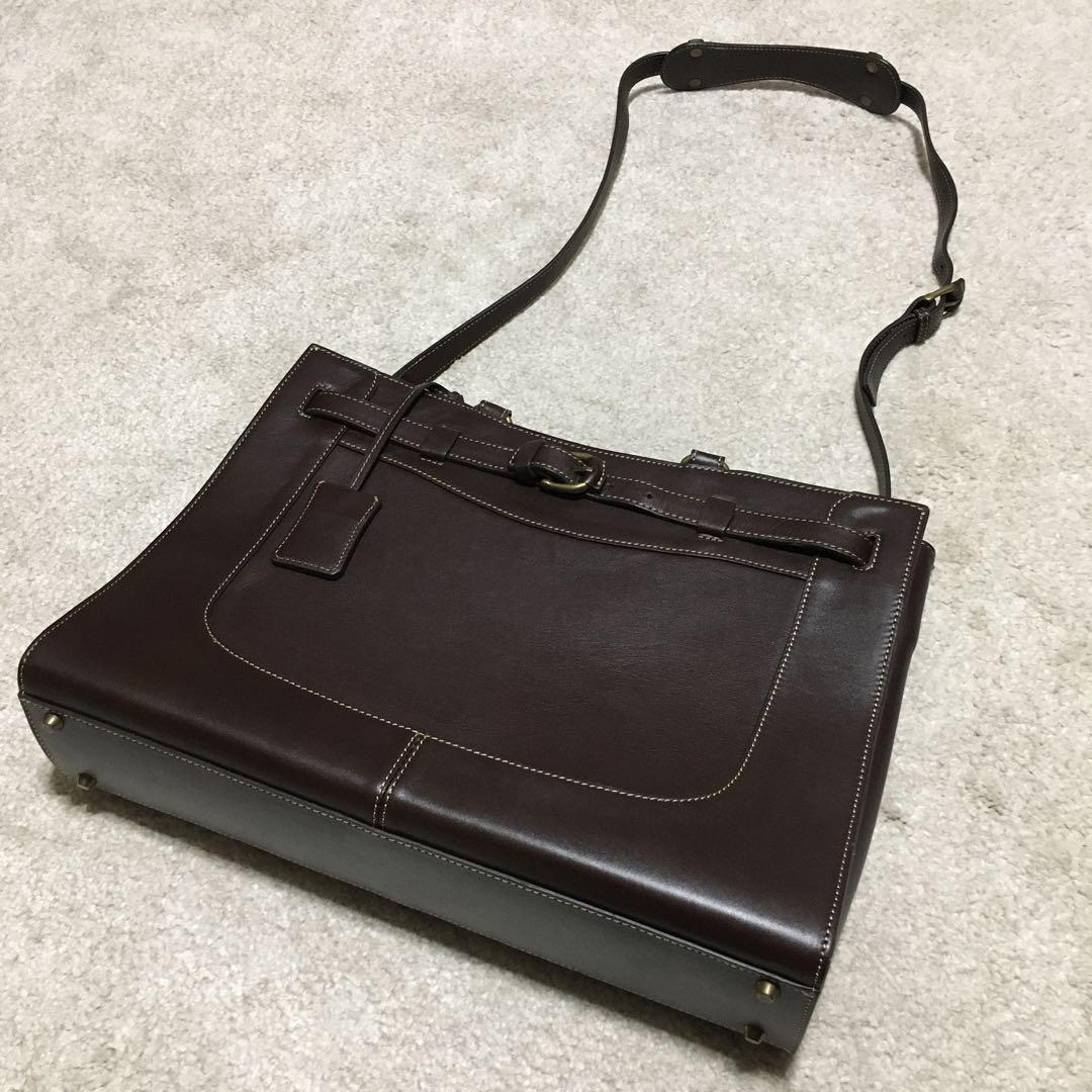 TOPKAPI vacchetta ♫ レザーショルダーバッグ 茶ビジネス 兼用