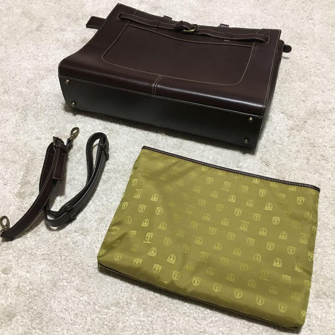 TOPKAPI vacchetta ♫ レザーショルダーバッグ 茶ビジネス 兼用