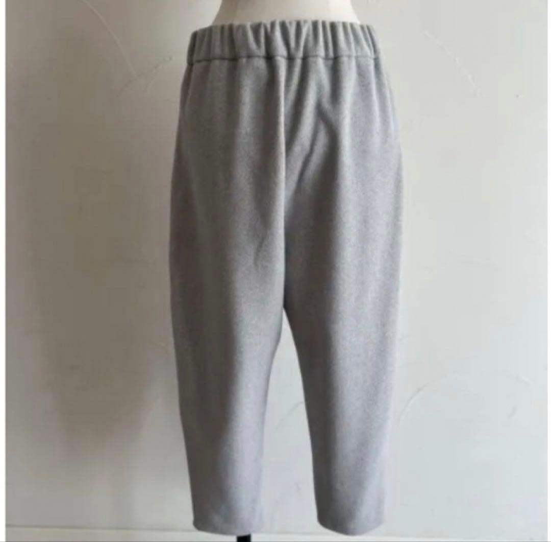 新品未使用　JULYNINE 2025AWふわもちパンツ　グレー　40
