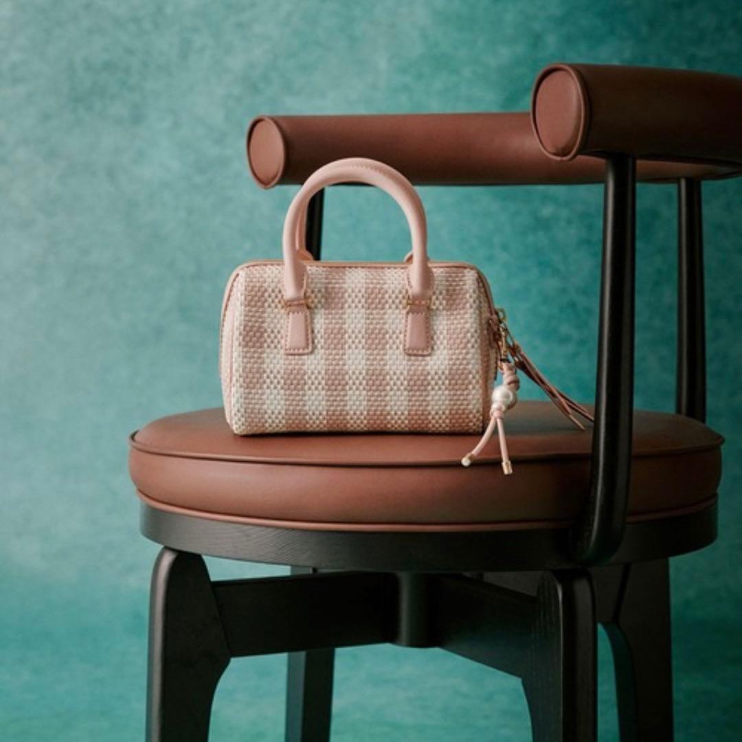 CHARLES & KEITH エベルレイ チェッカーボウリングバッグ