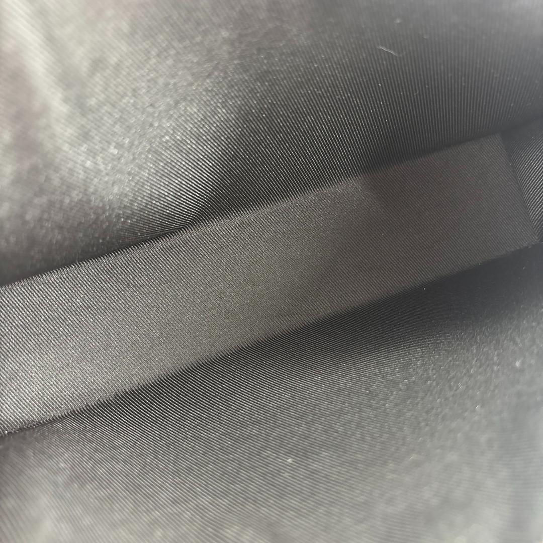 未使用/IC ルイヴィトン M30935 タイガラマ ガストン ショルダーバッグ