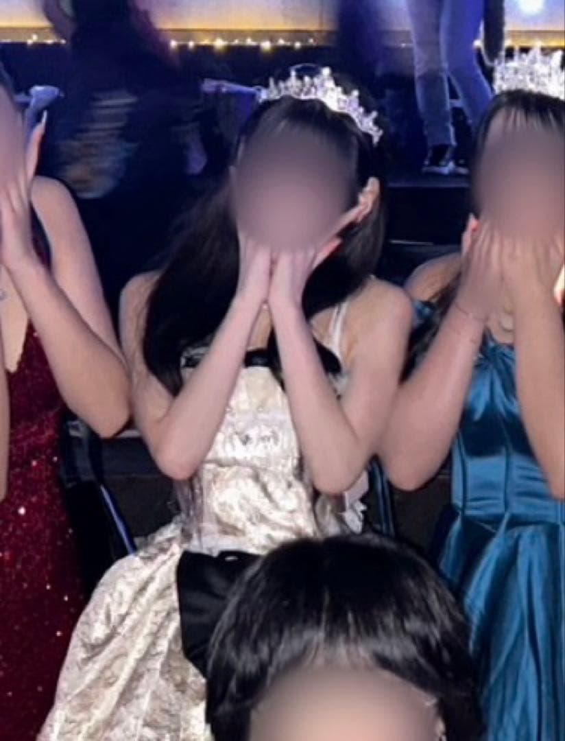 ロリータゴールドドレス