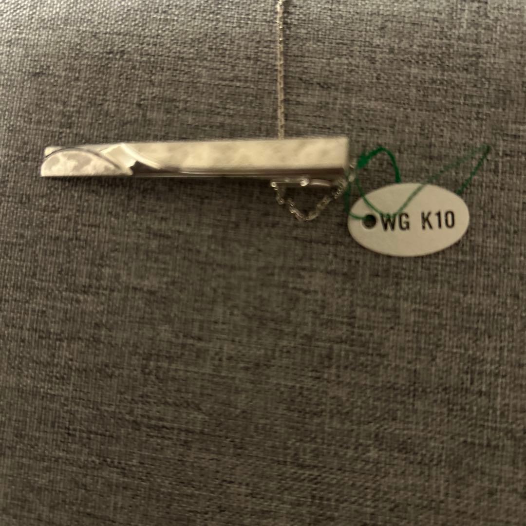 ホワイトゴールド ネクタイピン K10 専用ケース付き