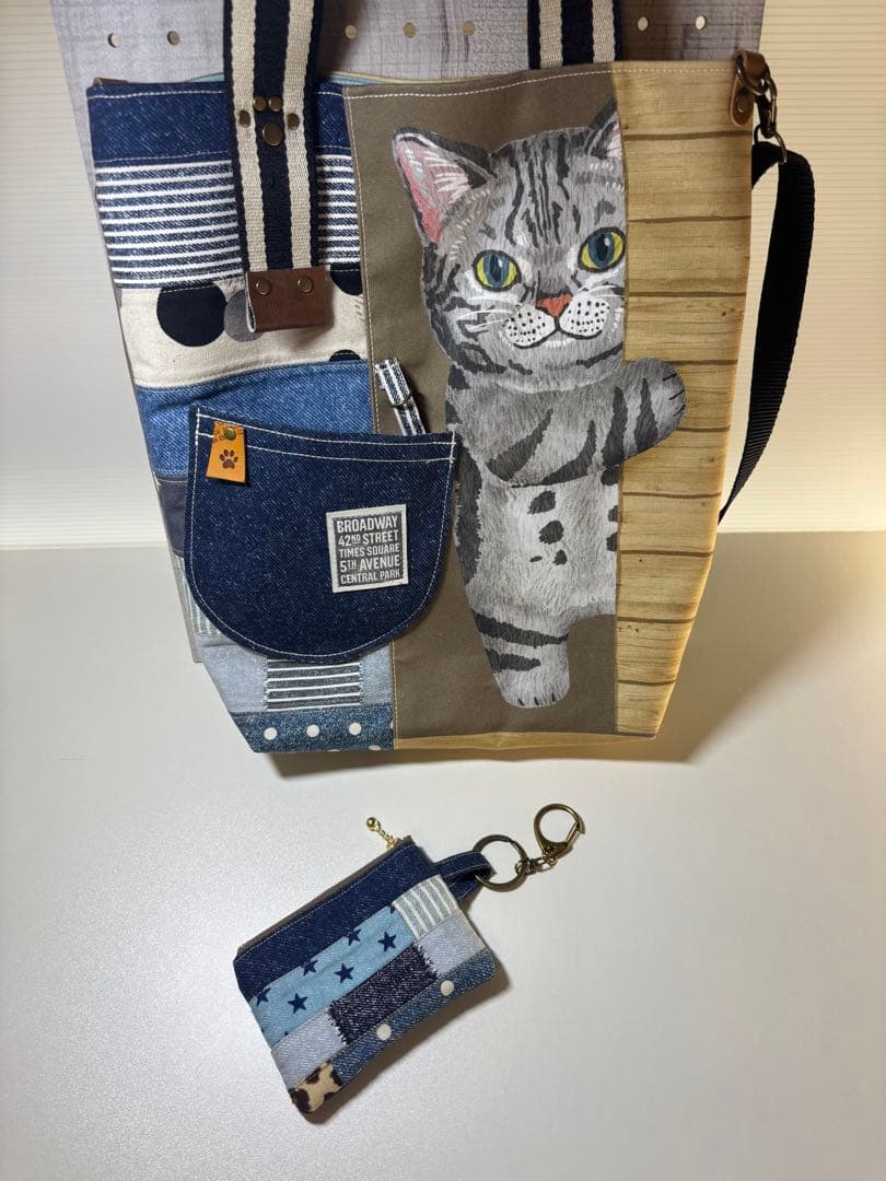 I*様 ひょっこり猫ちゃんのデニム風パッチワーク★トートバッグ＆キーケース　サコ