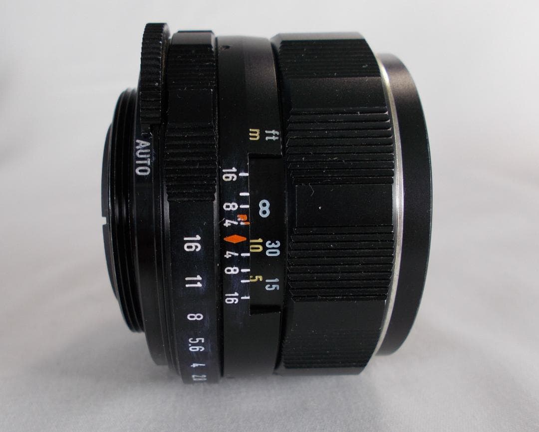 フィルムカメラ 整備済　 Pentax SP + レンズ f/1.8　P289