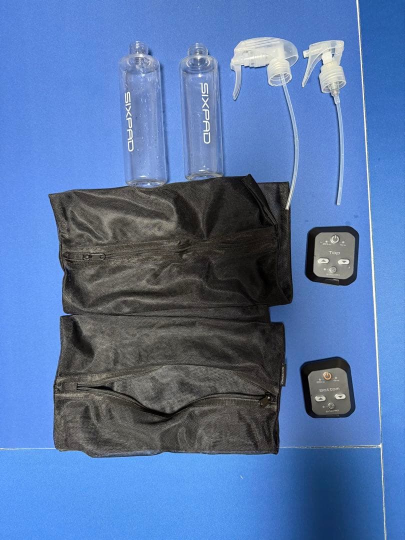 SIXPAD トレーニングウェア men's Mサイズ ブラック　上下セット