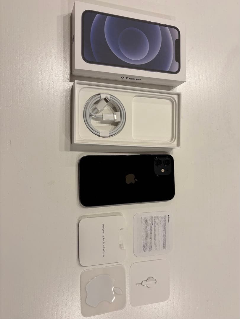Apple iPhone 12 64GB ブラック