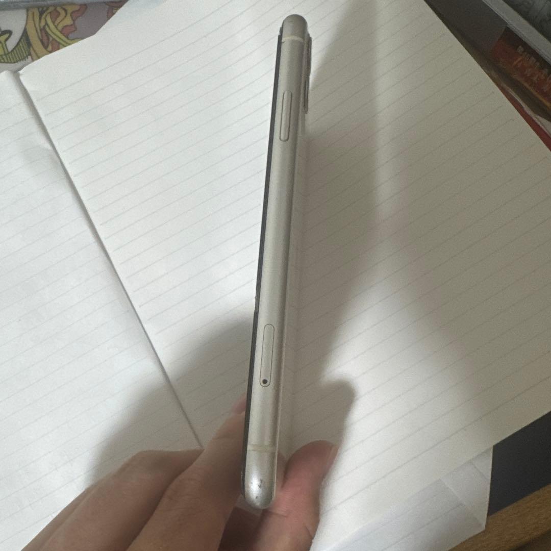 携帯電話本体 iPhone 11 64GB