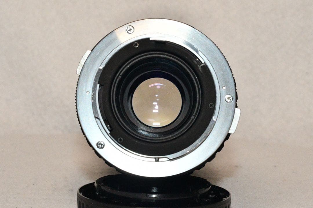 《動作品》OLYMPUS OM-1+中望遠ズームレンズ付きa404