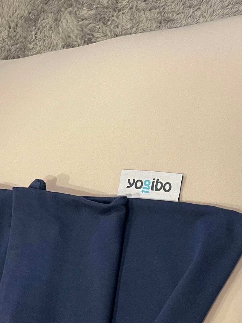 【保証期間内・ほぼ新品】　Yogibo ミディ濃紺　Kaza