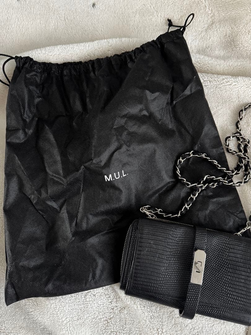 M.U.L. ブラックショルダーウォレット