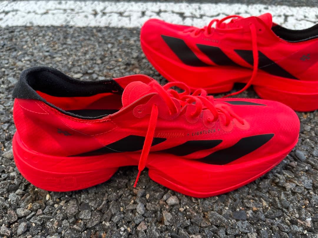 完売カラーモデルアディオスプロ4(26.5cm)