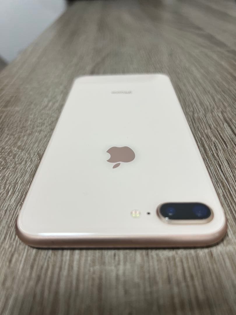 スマートフォン本体 iPhone 8 Plus