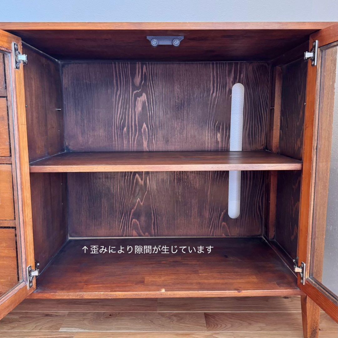 大*魂様 ビンテージ風サイドボード/ガラス扉キャビネット/テレビ台/ B-Com