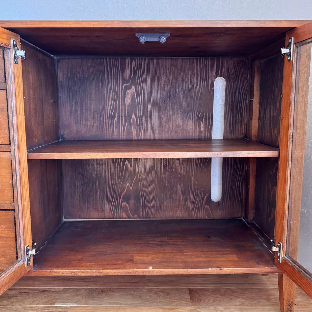 大*魂様 ビンテージ風サイドボード/ガラス扉キャビネット/テレビ台/ B-Com