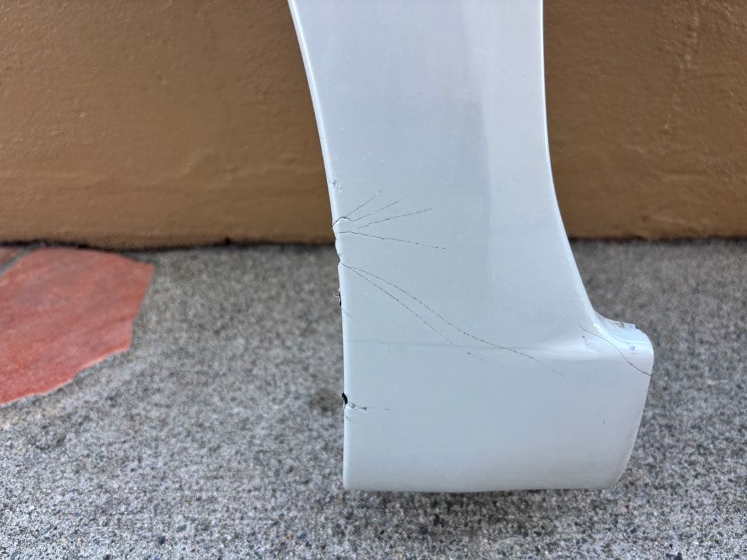 けん1/28まで　ワゴンR 社外　パールホワイト フェンダー 左右セット