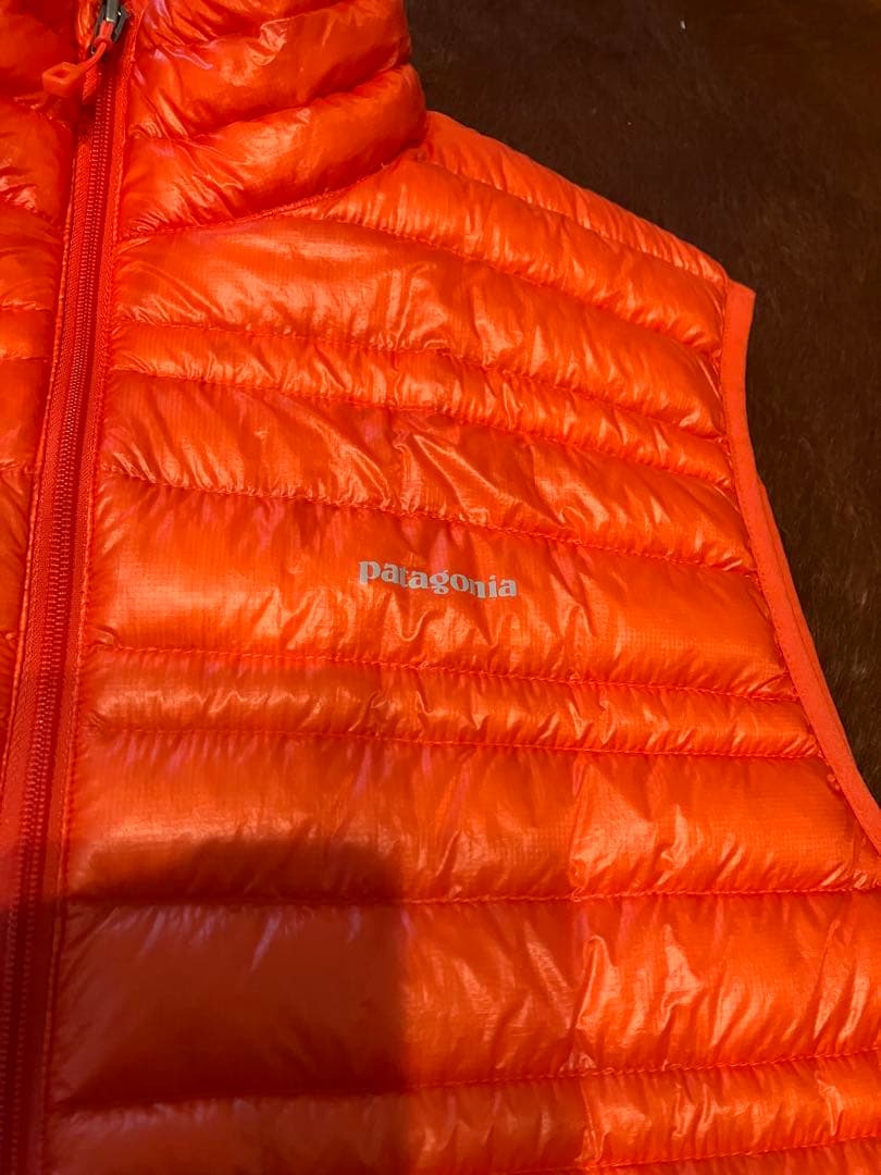 パタゴニア　マイクロライトダウンベスト　M