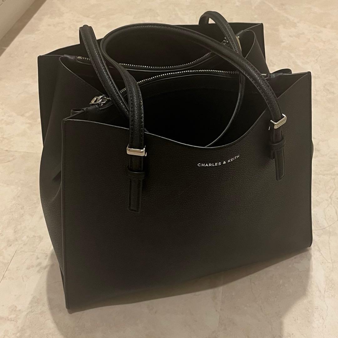 CHARLES & KEITH クラシックダブルハンドルトートバッグ ブラック