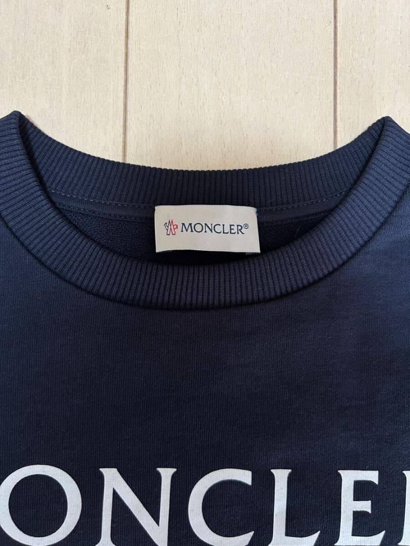★モンクレール　22年　スウェット　140センチ　10歳　ネイビー　美品★