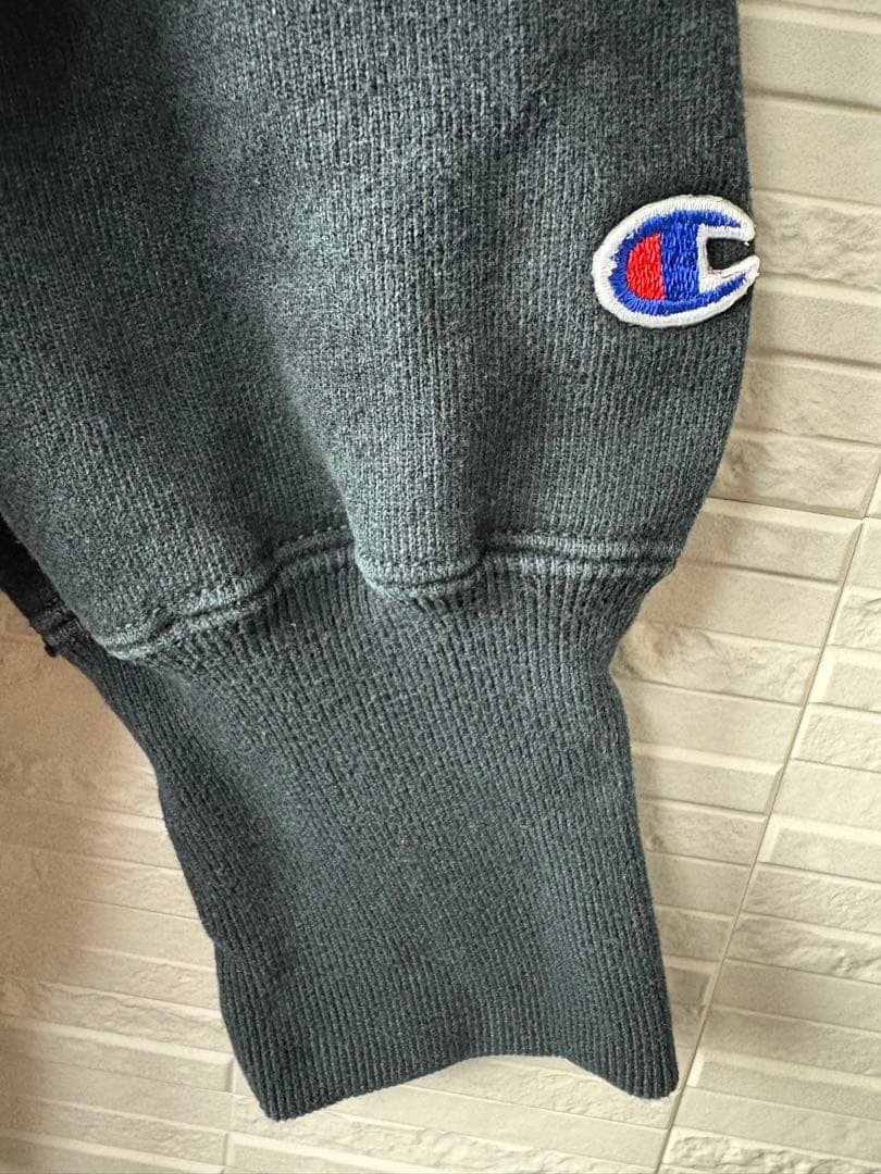 90s チャンピオン 目付きロゴ　リバースウィーブ スウェット　黒無地　XL