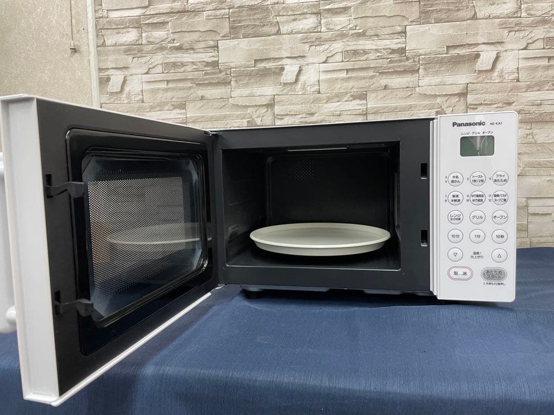 パナソニック　オーブンレンジ ホワイト　NE-KA1-W 23年製