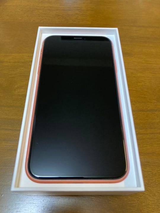 【美品】iPhoneXR Coral 64GB